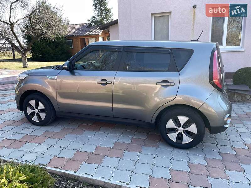 Позашляховик / Кросовер Kia Soul 2015 в Білій Церкві фото 5 Позашляховик / Кросовер Kia Soul 2015 в Білій Церкві