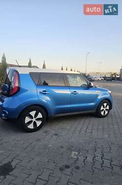 Внедорожник / Кроссовер Kia Soul 2014 в 