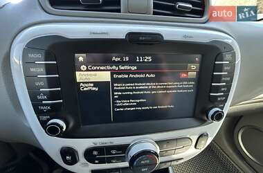 Внедорожник / Кроссовер Kia Soul 2016 в 
