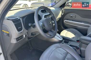 Внедорожник / Кроссовер Kia Soul 2016 в 