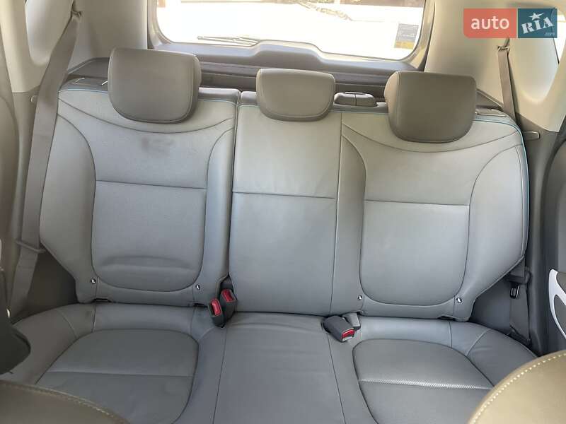 Позашляховик / Кросовер Kia Soul 2015 в Тернополі