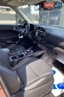 Позашляховик / Кросовер Kia Soul 2020 в 