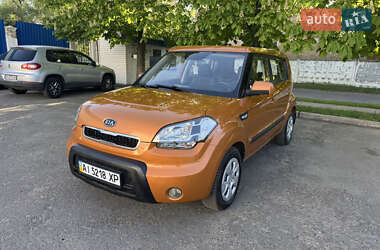 Позашляховик / Кросовер Kia Soul 2010 в Києві