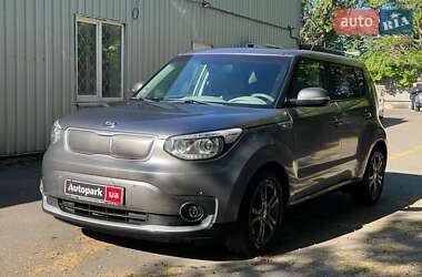 Внедорожник / Кроссовер Kia Soul 2017 в Киеве