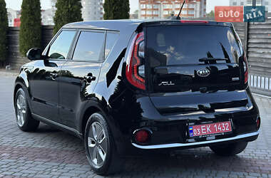 Внедорожник / Кроссовер Kia Soul 2018 в 
