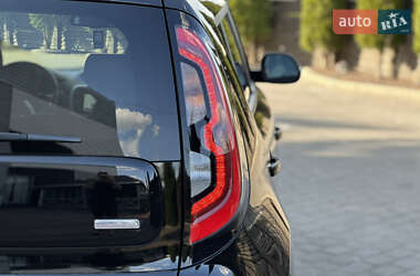 Внедорожник / Кроссовер Kia Soul 2018 в 