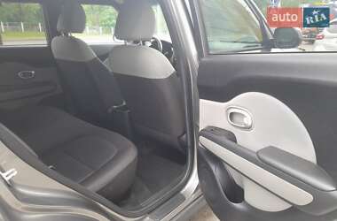 Позашляховик / Кросовер Kia Soul 2015 в 