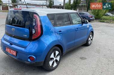 Внедорожник / Кроссовер Kia Soul 2016 в 