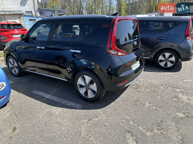 Внедорожник / Кроссовер Kia Soul 2020 в Киеве