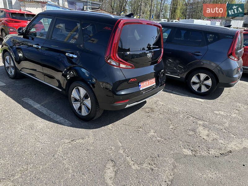 Внедорожник / Кроссовер Kia Soul 2020 в Киеве