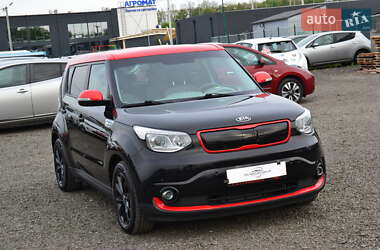 Позашляховик / Кросовер Kia Soul 2015 в 