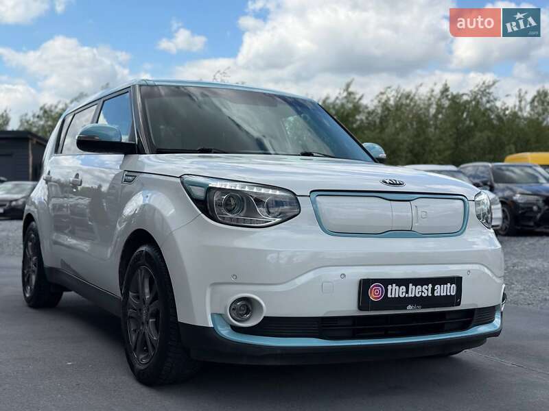 Позашляховик / Кросовер Kia Soul 2014 в Рівному
