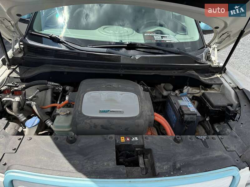 Позашляховик / Кросовер Kia Soul 2014 в Рівному