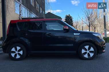 Внедорожник / Кроссовер Kia Soul 2015 в 