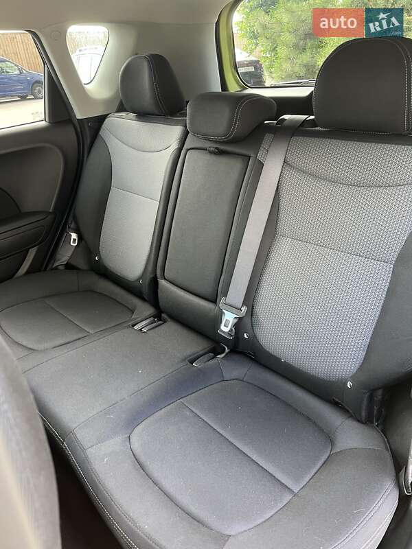 Позашляховик / Кросовер Kia Soul 2017 в Києві