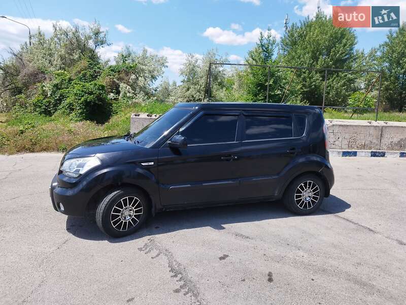 Позашляховик / Кросовер Kia Soul 2011 в Запоріжжі