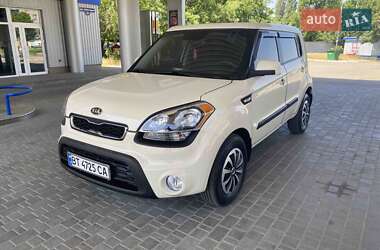 Позашляховик / Кросовер Kia Soul 2012 в Миколаєві