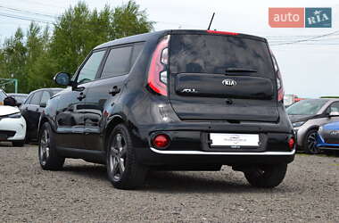 Внедорожник / Кроссовер Kia Soul 2018 в 
