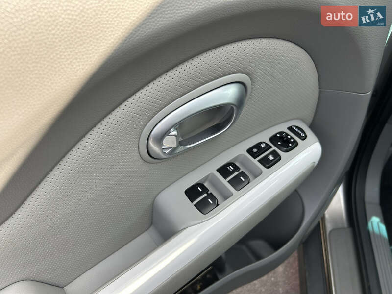 Внедорожник / Кроссовер Kia Soul 2016 в Киеве