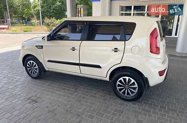 Внедорожник / Кроссовер Kia Soul 2012 в 