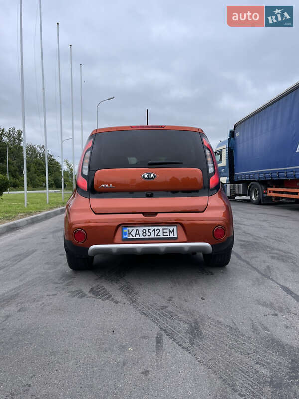 Внедорожник / Кроссовер Kia Soul 2017 в Ровно