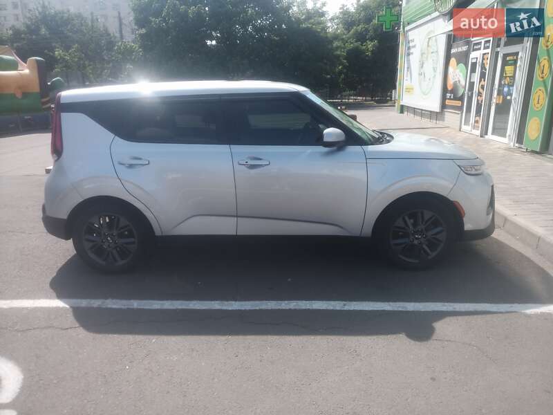 Внедорожник / Кроссовер Kia Soul 2020 в Одессе фото 7 Внедорожник / Кроссовер Kia Soul 2020 в Одессе