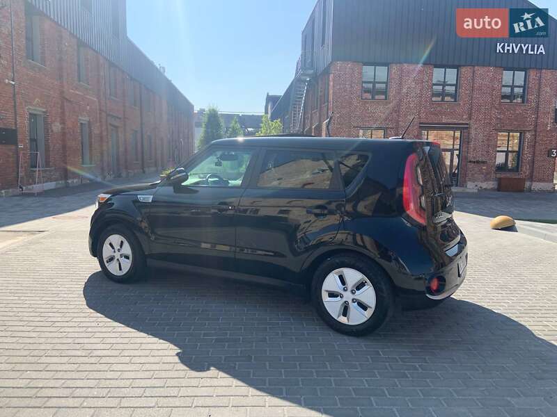 Внедорожник / Кроссовер Kia Soul 2015 в Львове фото 15 Внедорожник / Кроссовер Kia Soul 2015 в Львове