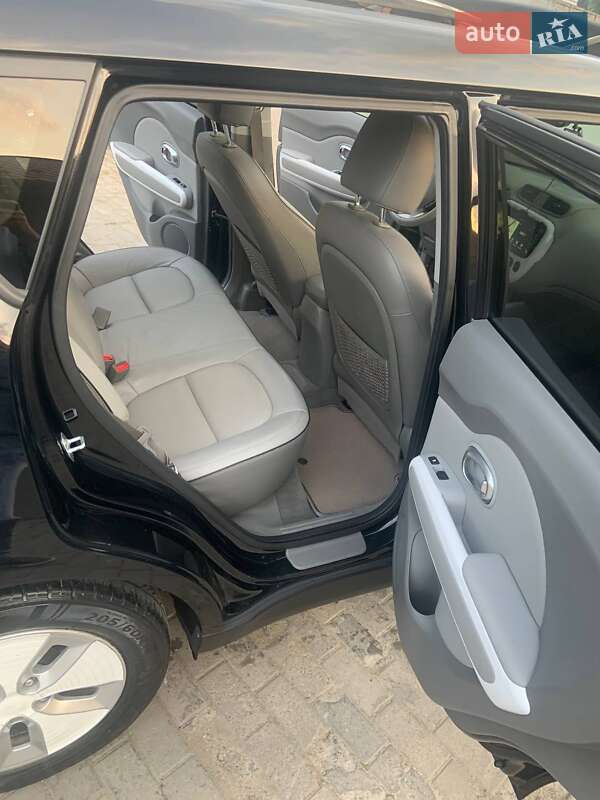 Внедорожник / Кроссовер Kia Soul 2015 в Львове фото 29 Внедорожник / Кроссовер Kia Soul 2015 в Львове