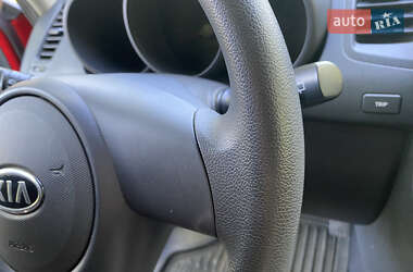 Внедорожник / Кроссовер Kia Soul 2011 в 