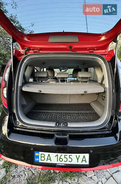 Позашляховик / Кросовер Kia Soul 2015 в 