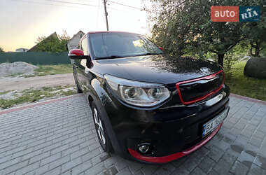 Позашляховик / Кросовер Kia Soul 2015 в 