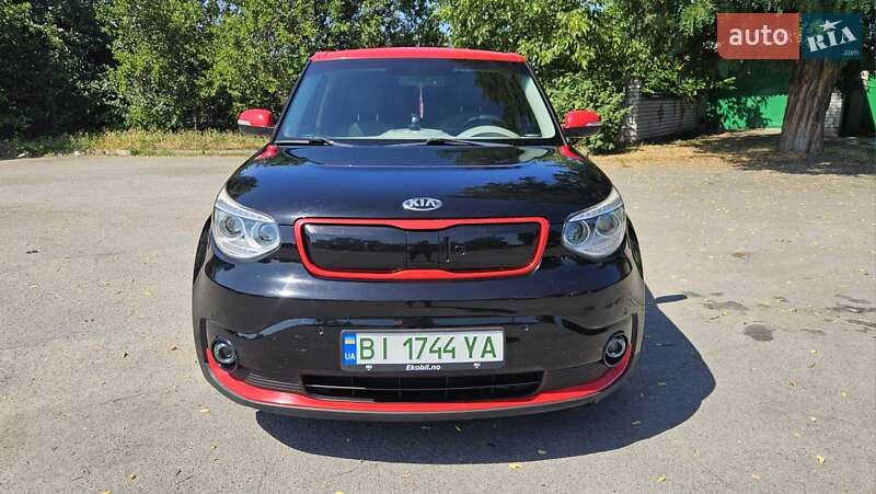 Позашляховик / Кросовер Kia Soul 2016 в Кременчуці