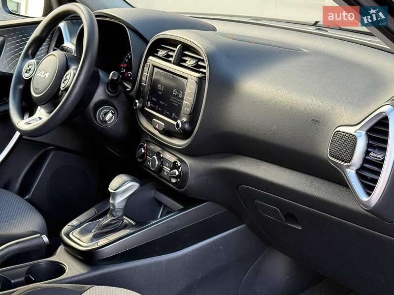 Внедорожник / Кроссовер Kia Soul 2022 в Одессе