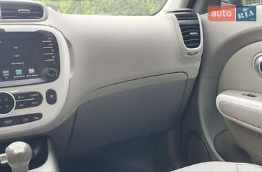 Внедорожник / Кроссовер Kia Soul 2018 в 