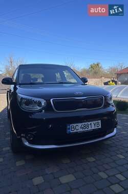 Позашляховик / Кросовер Kia Soul 2015 в Львові