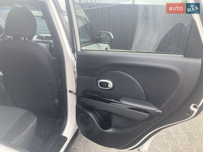 Позашляховик / Кросовер Kia Soul 2015 в Білій Церкві