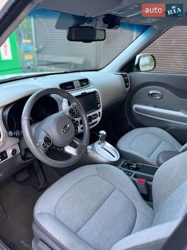 Внедорожник / Кроссовер Kia Soul 2015 в Ковеле