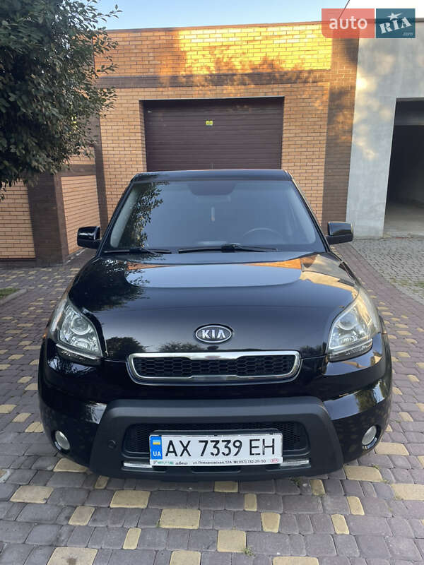 Позашляховик / Кросовер Kia Soul 2010 в Харкові фото 32 Позашляховик / Кросовер Kia Soul 2010 в Харкові