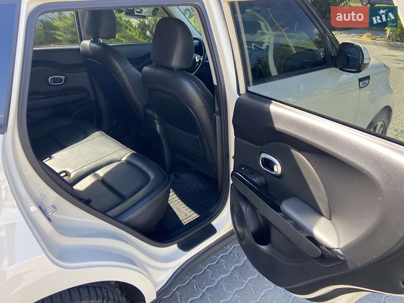 Позашляховик / Кросовер Kia Soul 2014 в Одесі фото 23 Позашляховик / Кросовер Kia Soul 2014 в Одесі