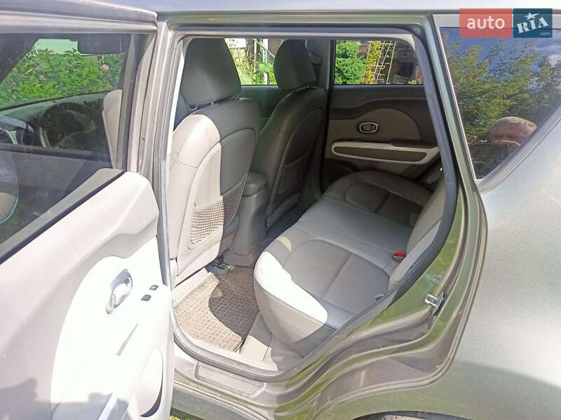 Внедорожник / Кроссовер Kia Soul 2014 в Киеве фото 7 Внедорожник / Кроссовер Kia Soul 2014 в Киеве