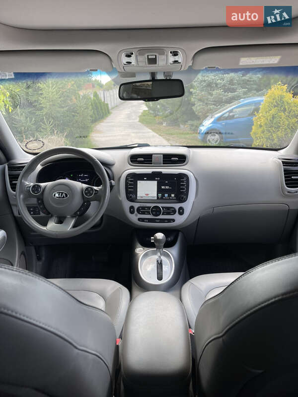 Внедорожник / Кроссовер Kia Soul 2016 в Днепре фото 18 Внедорожник / Кроссовер Kia Soul 2016 в Днепре