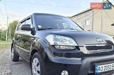 Позашляховик / Кросовер Kia Soul 2010 в Хусті