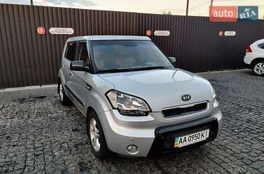 Позашляховик / Кросовер Kia Soul 2011 в Києві