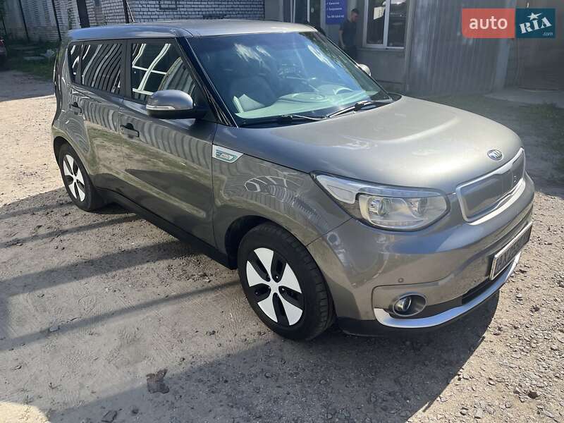 Внедорожник / Кроссовер Kia Soul 2016 в Харькове