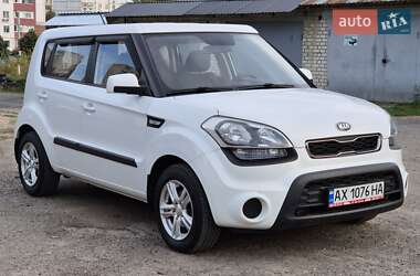 Позашляховик / Кросовер Kia Soul 2013 в Харкові