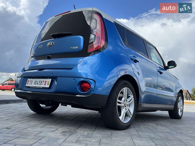 Внедорожник / Кроссовер Kia Soul 2015 в Луцке