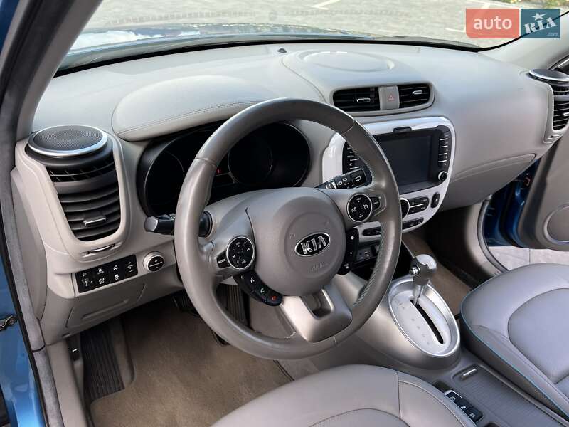 Внедорожник / Кроссовер Kia Soul 2015 в Луцке