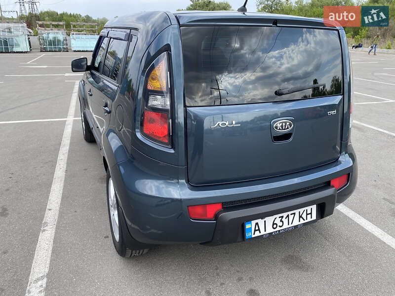 Внедорожник / Кроссовер Kia Soul 2010 в Ирпене