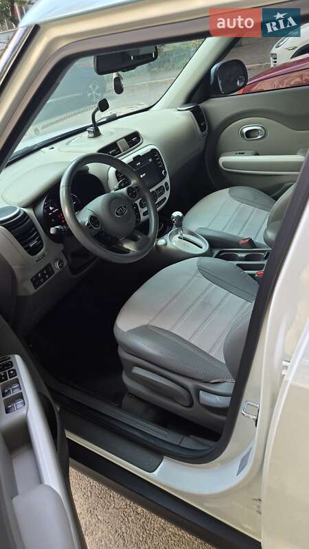 Позашляховик / Кросовер Kia Soul 2014 в Дніпрі