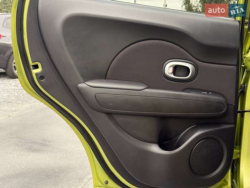 Внедорожник / Кроссовер Kia Soul 2017 в Ровно